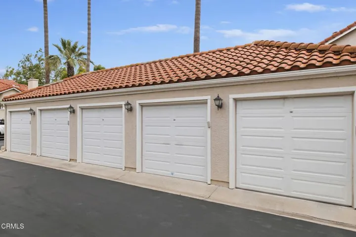 24-Garage