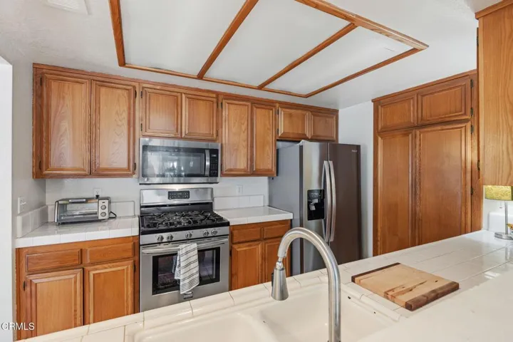 16-Kitchen