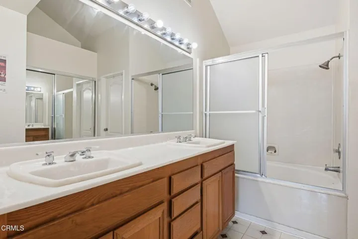 20-Primary Bathroom