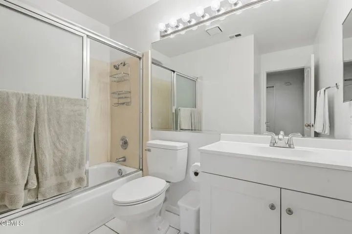 22-Bathroom 2