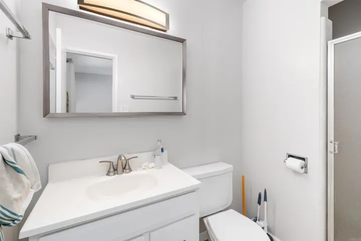 2921 Columbia Street, San Diego, California 92110