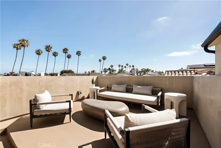 1/2 Fernleaf Avenue, Corona Del Mar, California 92625