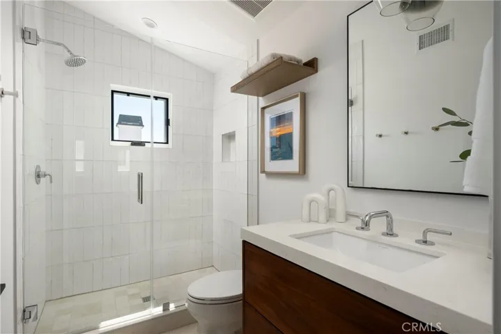 1/2 Fernleaf Avenue, Corona Del Mar, California 92625