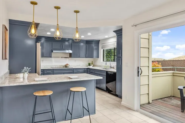 523 Elk Ridge 6, San Jose, California 95136