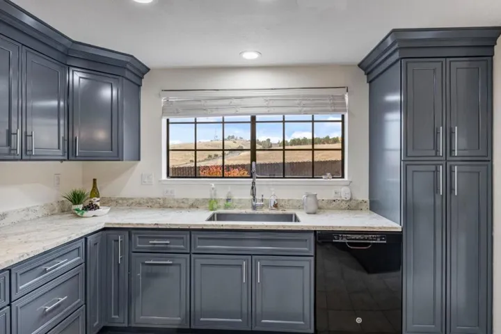 523 Elk Ridge 6, San Jose, California 95136