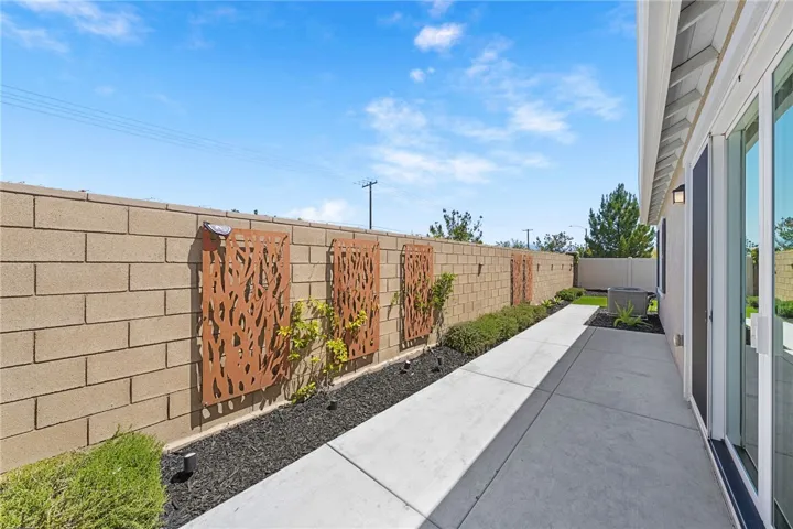 29050 Golden Sunset, Winchester, California 92596