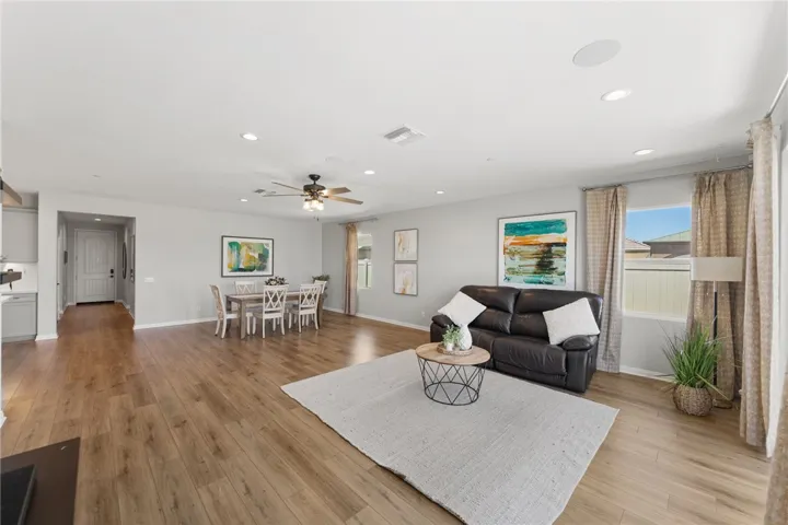 29050 Golden Sunset, Winchester, California 92596