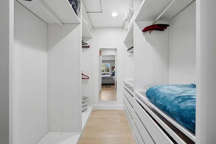 MBR Closet