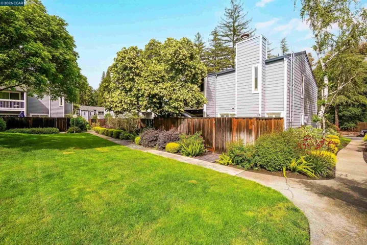 266 Ashley Cir 37, Danville, California 94526