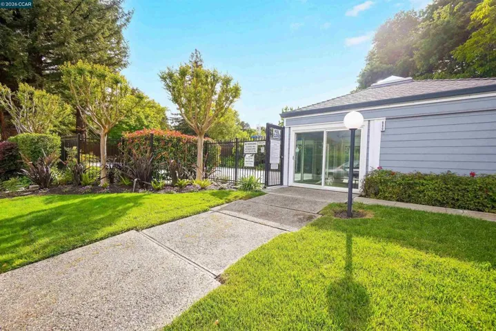 266 Ashley Cir 37, Danville, California 94526