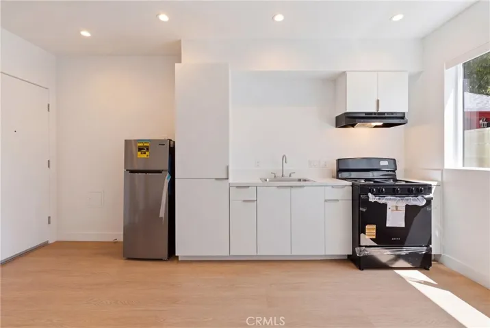 1009 E 29th Street, Los Angeles, California 90011