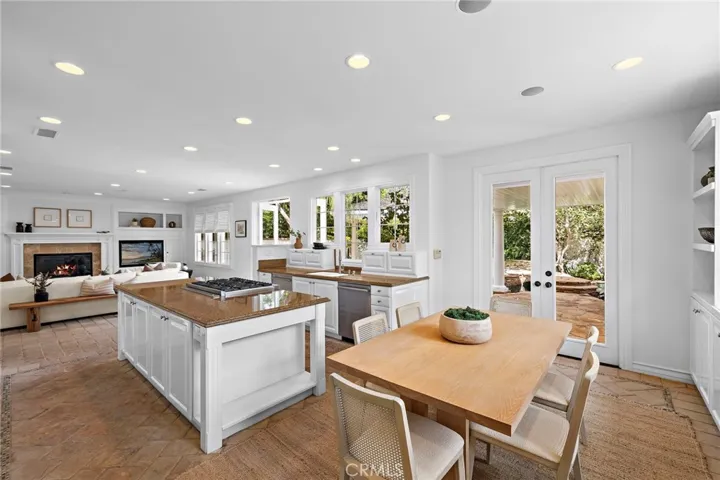 10 Cape Andover, Newport Beach, California 92660
