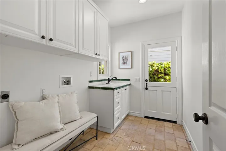 10 Cape Andover, Newport Beach, California 92660
