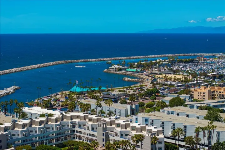 125 S Broadway 6, Redondo Beach, California 90277