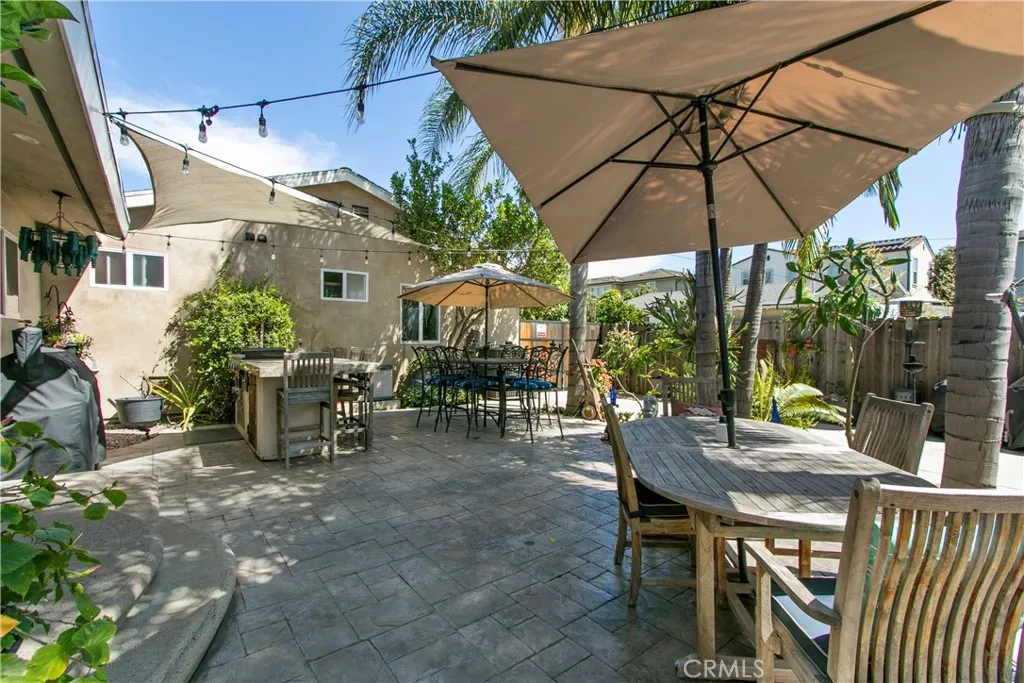 Outdoor Backyard and Grill