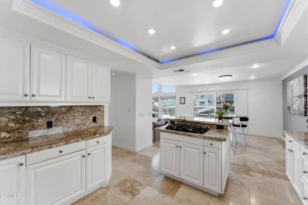 2355 peninsula Oxnard  MLS-21