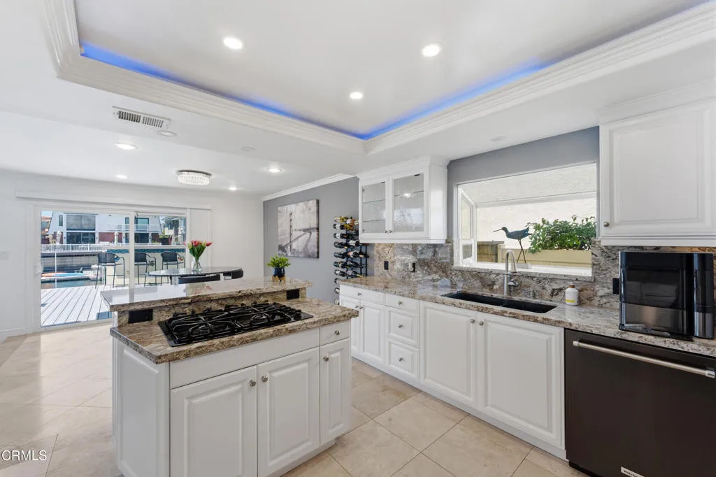 2355 peninsula Oxnard  MLS-22