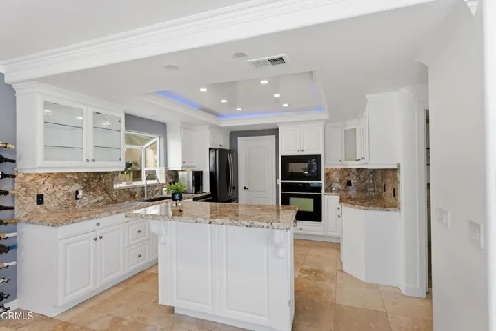 2355 peninsula Oxnard  MLS-18