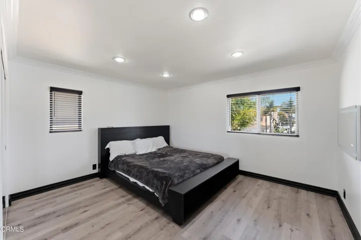 2355 peninsula Oxnard  MLS-29