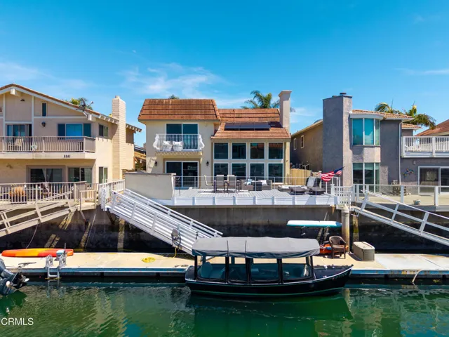 2355 peninsula Oxnard  MLS-41