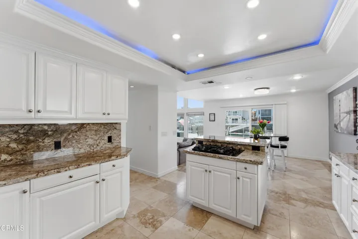 2355 peninsula Oxnard  MLS-21