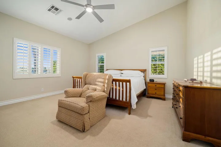 61-web-or-mls-CCBanf_OPMG_0426_061