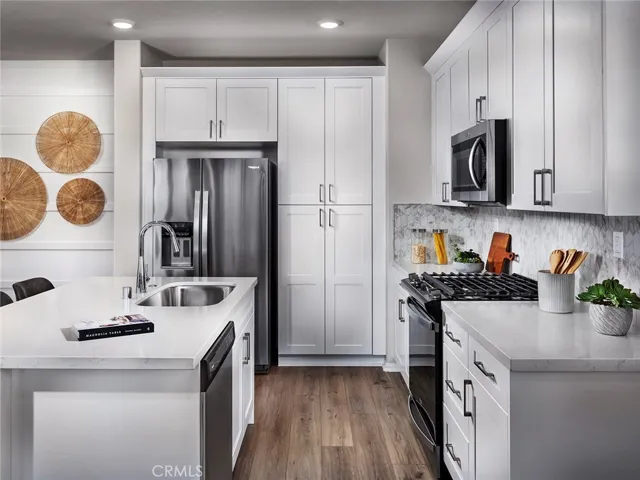Photo is not of the actual home, but is an inspirational photo of builder’s model home and may depict options, furnishings, and/or decorator features that are not included
