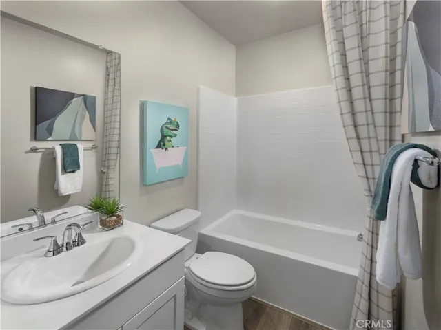 Photo is not of the actual home, but is an inspirational photo of builder’s model home and may depict options, furnishings, and/or decorator features that are not included