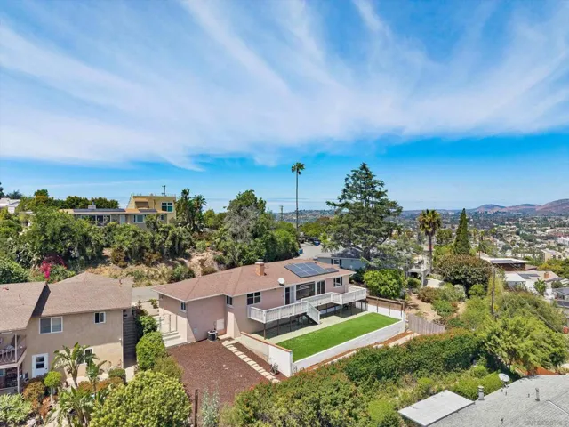4258 Summit Dr, La Mesa, California 91941