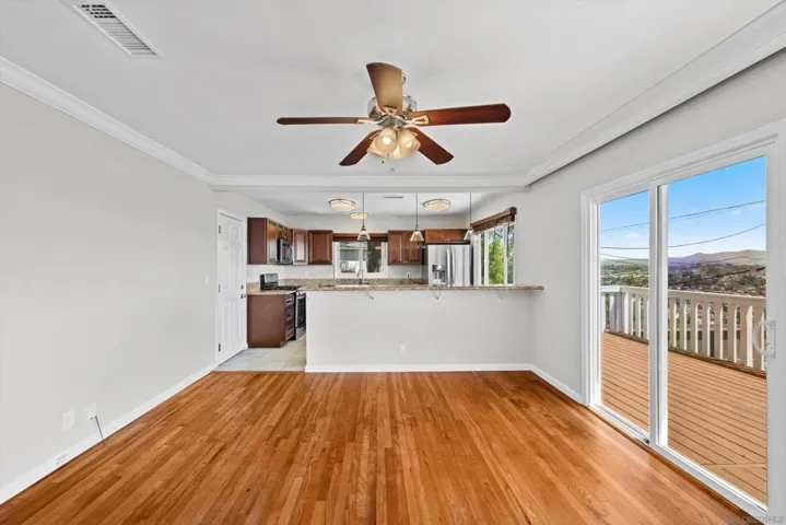 4258 Summit Dr, La Mesa, California 91941