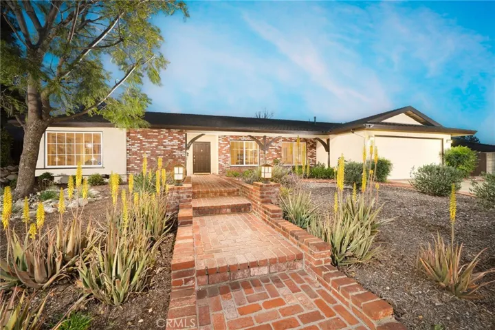524 Mount Carmel Drive, Claremont, California 91711