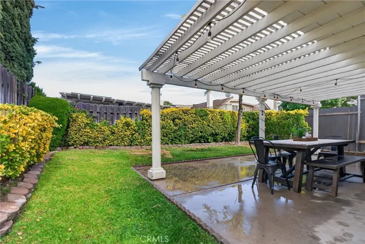 27026 Rio Pecos, Valencia, California 91354