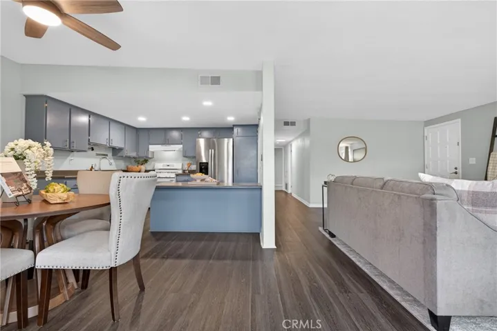 27026 Rio Pecos, Valencia, California 91354