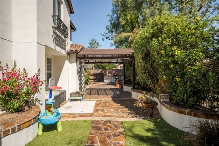 32 Bramford Street, Ladera Ranch, California 92694
