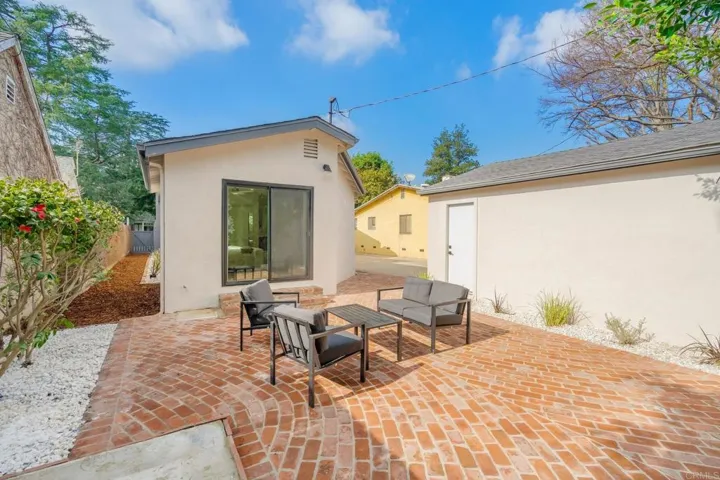 4210 Alcove Ave, Studio City, California 91604
