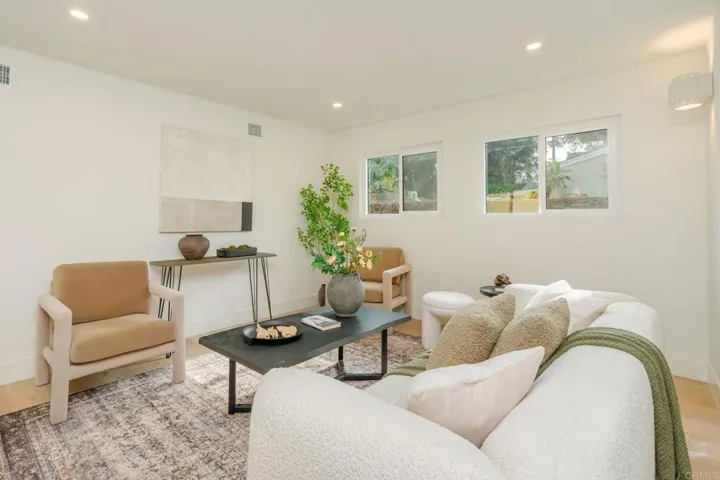 4210 Alcove Ave, Studio City, California 91604