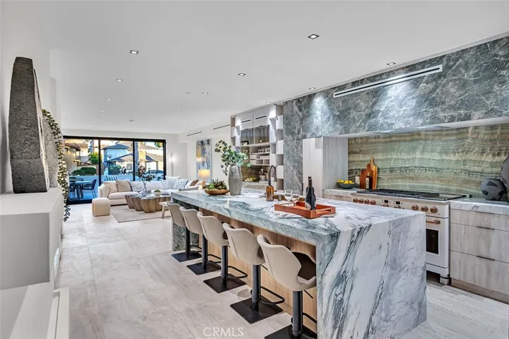 505 17th Street, Huntington Beach, California 92648