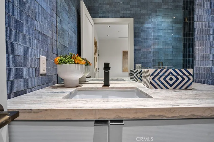505 17th Street, Huntington Beach, California 92648