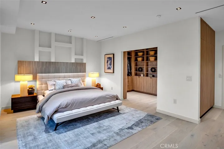 505 17th Street, Huntington Beach, California 92648