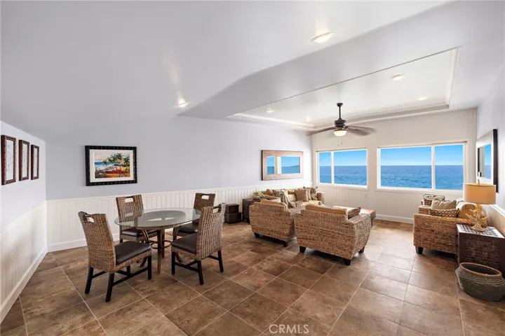 "THE LOFT" A COMMUNITY ROOM LOCATED ABOVE THE SEAVIEW ROOM ON SEAWALL.  AVAILABLE ANYTIME DURING OPERATIONAL HOURS FOR COMMUNITY FACILITIES WITHOUT RESERVATION.