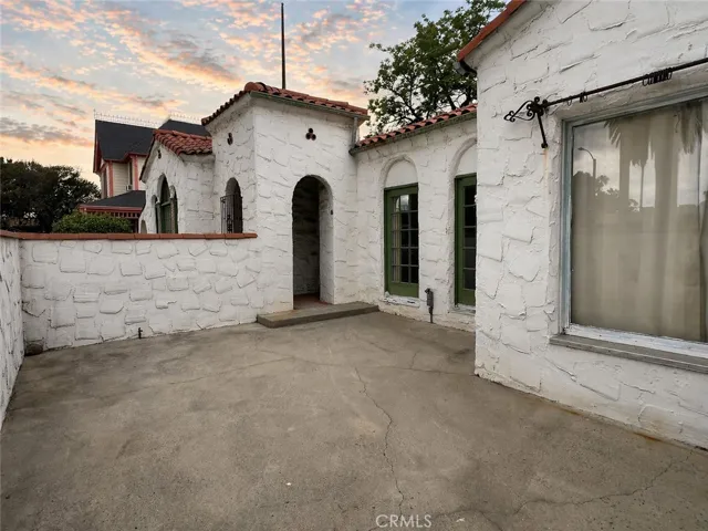 637 San Francisco, Pomona, California 91767