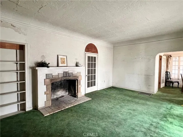 637 San Francisco, Pomona, California 91767