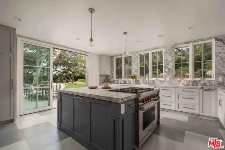 850 Rockbridge Road, Santa Barbara, California 93108