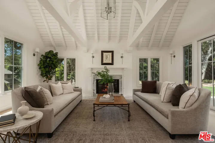 850 Rockbridge Road, Santa Barbara, California 93108