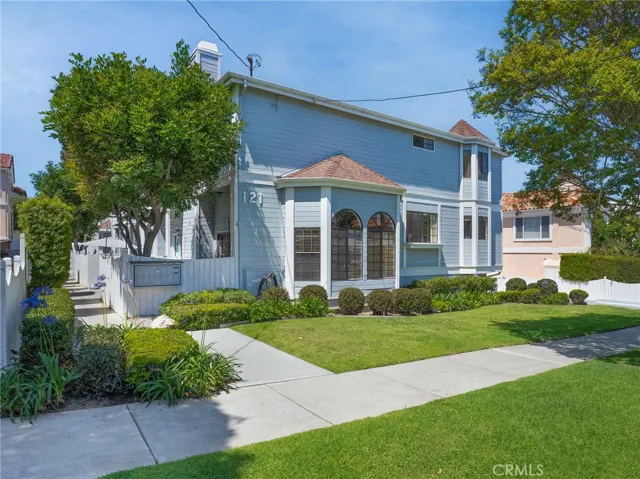 121 S Juanita 6, Redondo Beach, California 90277