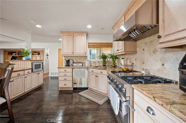 3465 Halbrite Avenue, Long Beach, California 90808