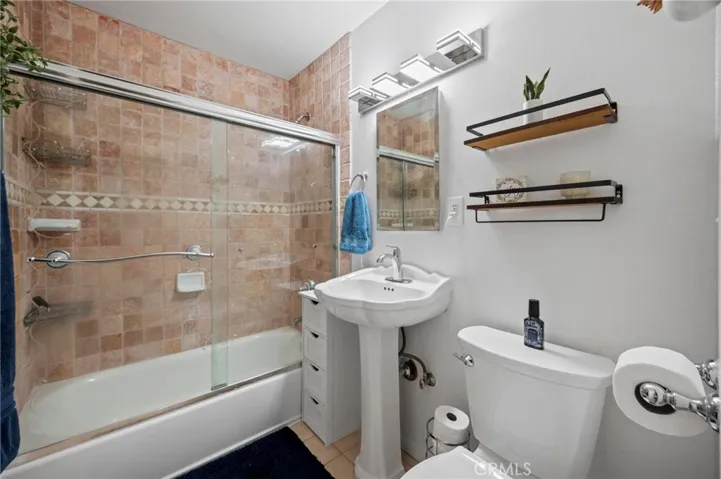 3465 Halbrite Avenue, Long Beach, California 90808