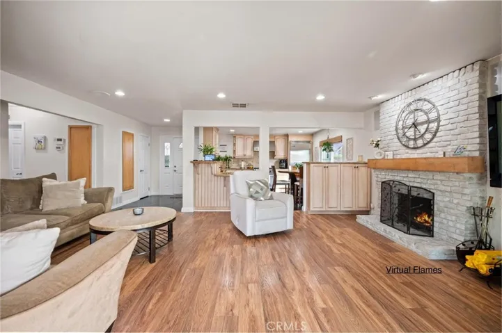 3465 Halbrite Avenue, Long Beach, California 90808