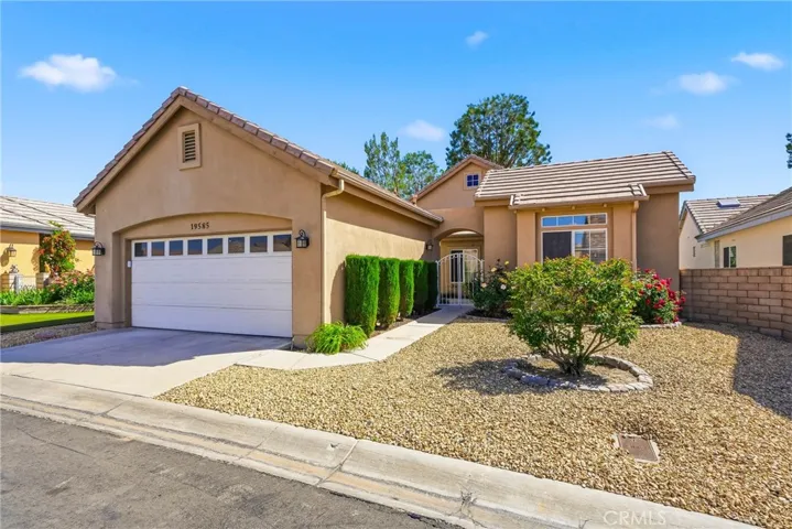 19585 Ironside, Apple Valley, California 92308