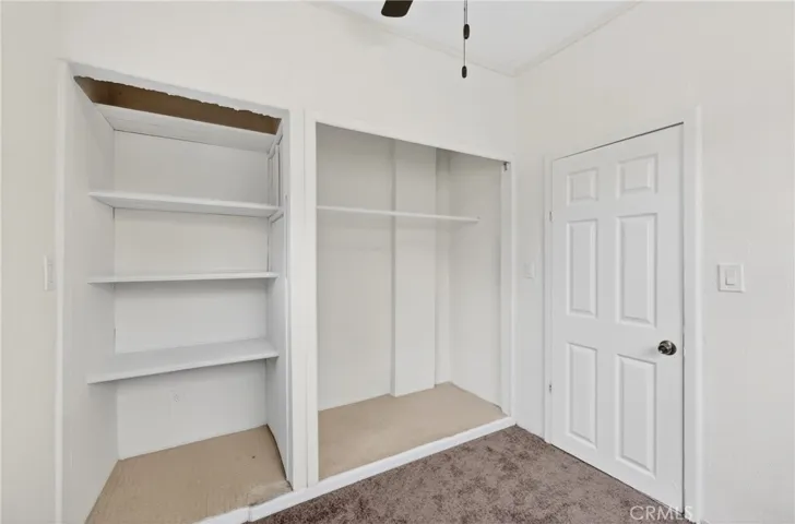 Bedroom to rear unit.